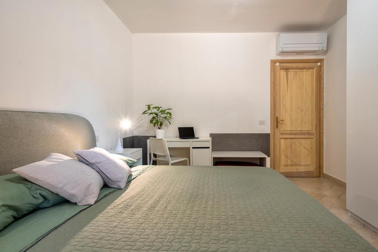 House Of Lens Apartment Golfo Aranci Exterior foto