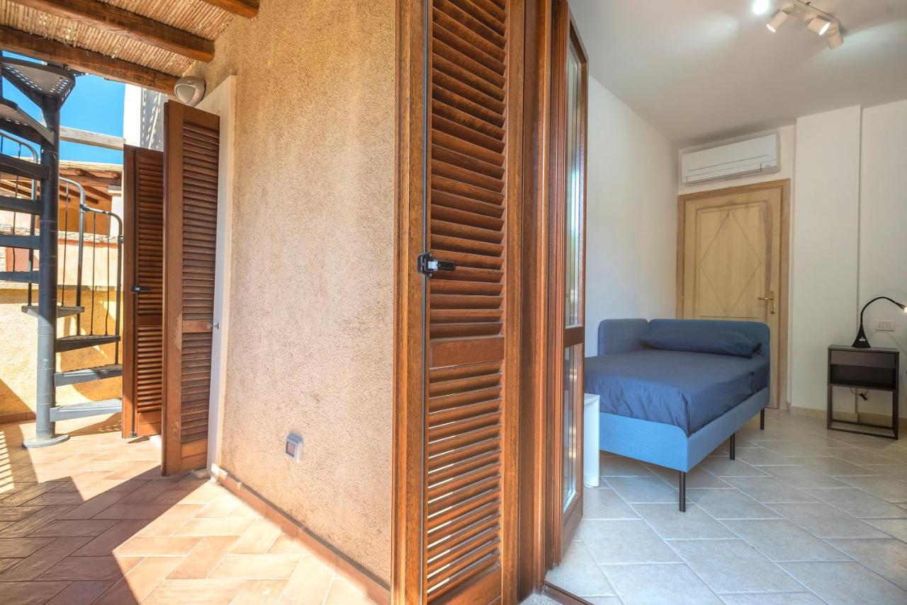 House Of Lens Apartment Golfo Aranci Exterior foto