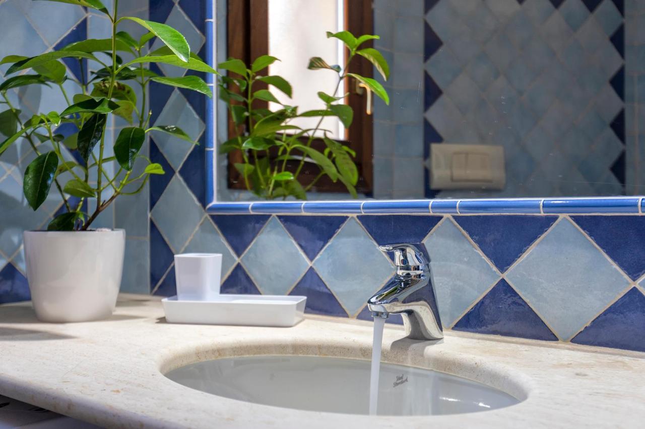 House Of Lens Apartment Golfo Aranci Exterior foto
